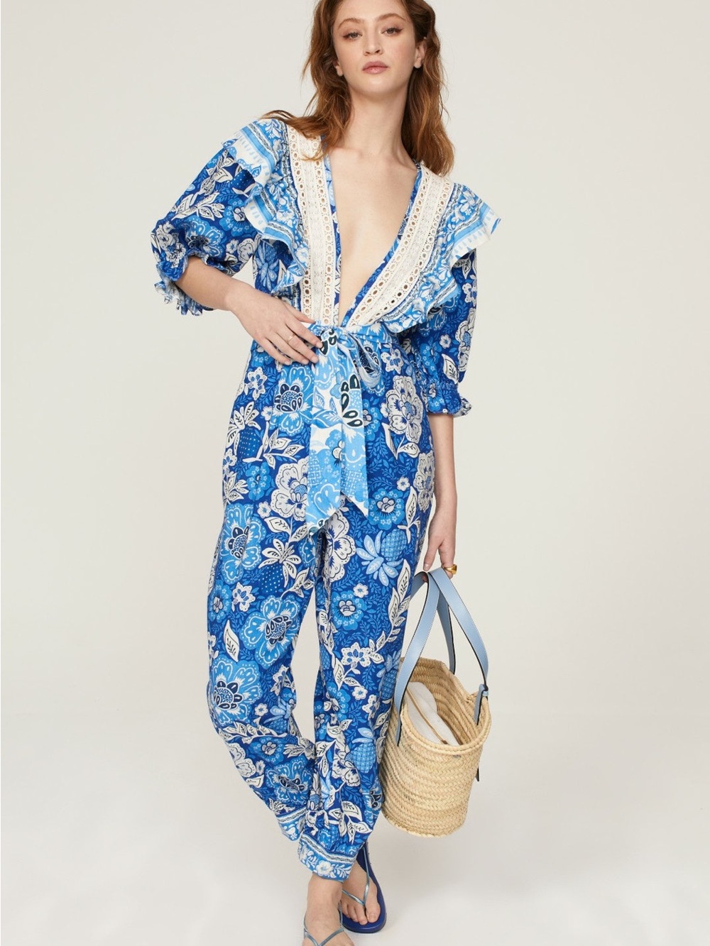 FARM RIO NWOT FULL OF FLOWERS JUMPSUIT LARGE